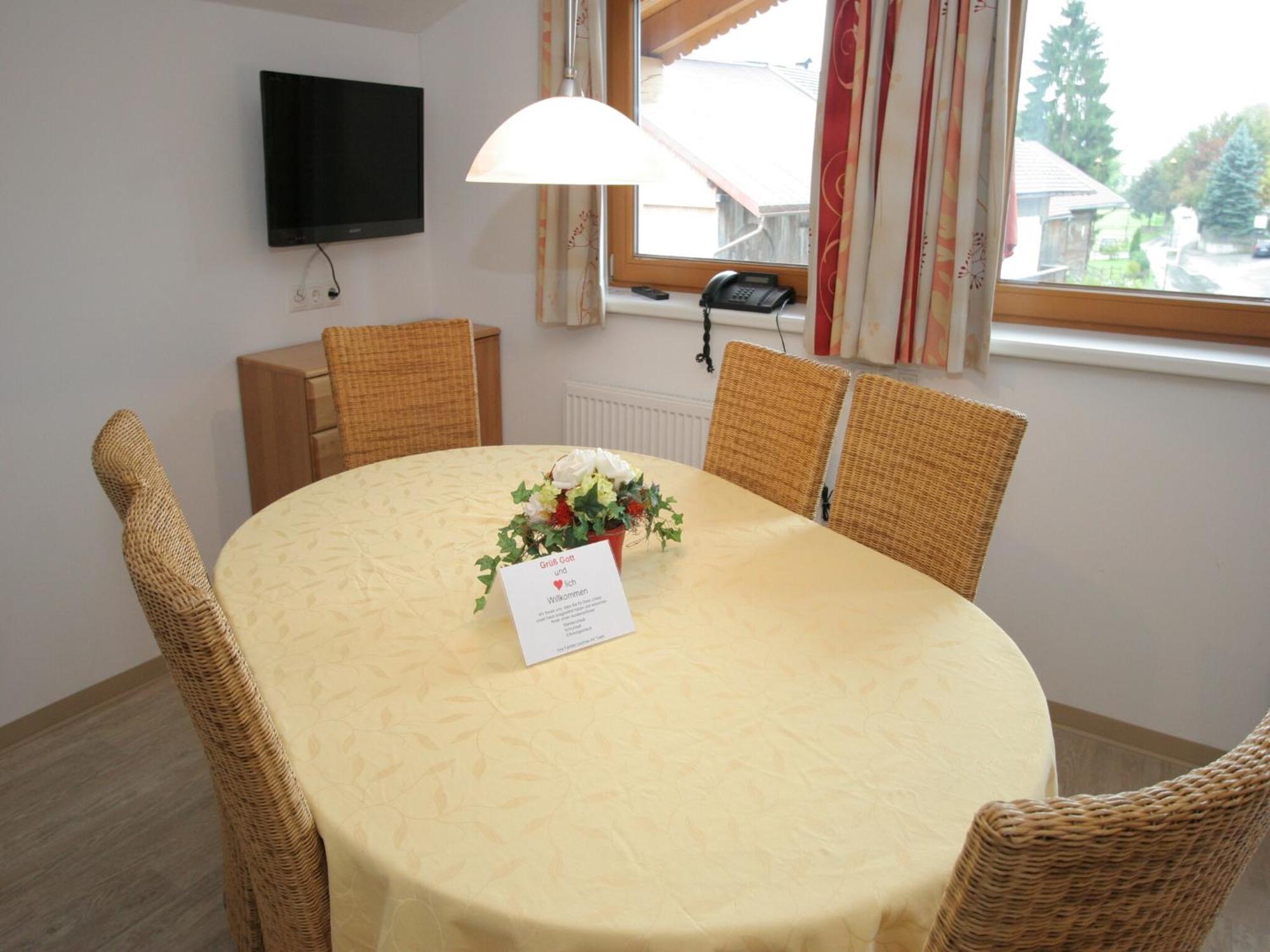 Spacious Apartment in Uderns near Ski Area Exterior foto